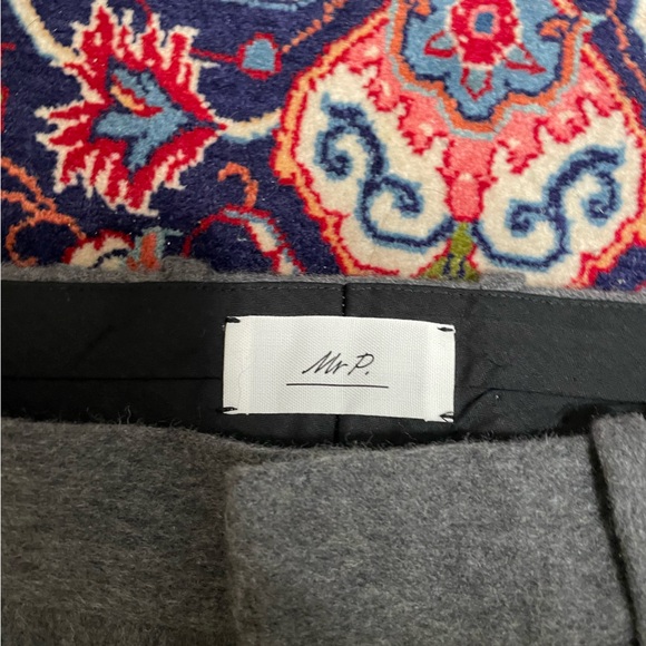 Mr Porter Cashmere pleated dress pants in charcoal grey - Picture 3 of 3